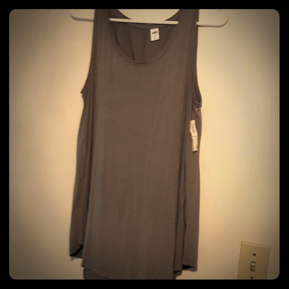 Sleeveless top